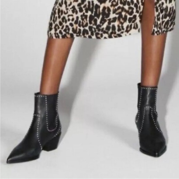 🛍️Paige Willa Black Studded Western Chelsea Boots Black Pointed Toe 10.5/11 - Picture 3 of 9